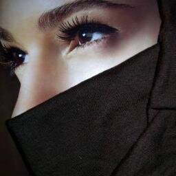 Ya Allah,,,jadikanlah hambaMu ini wanita s0lehah yang akan selalu mencintai anak cucu kekasihMu,,RASULULLAH SAW,,,!!!