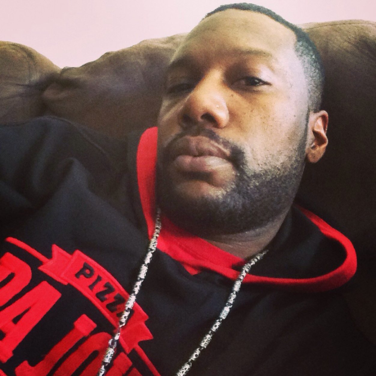 WCHR Chicago Radio personality, Host of the Rude Boy Six5 Show Sat 12noon-4pm Sun 12noon-2pm & 5pm-7pm http://t.co/FEbvYOY5