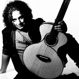 Award Winning Sardinian Guitar & Weissenborn Player. Grammy Awards Voting Member. @RaighesFactory Label Owner and Producer. https://t.co/TIsiZQqWQC