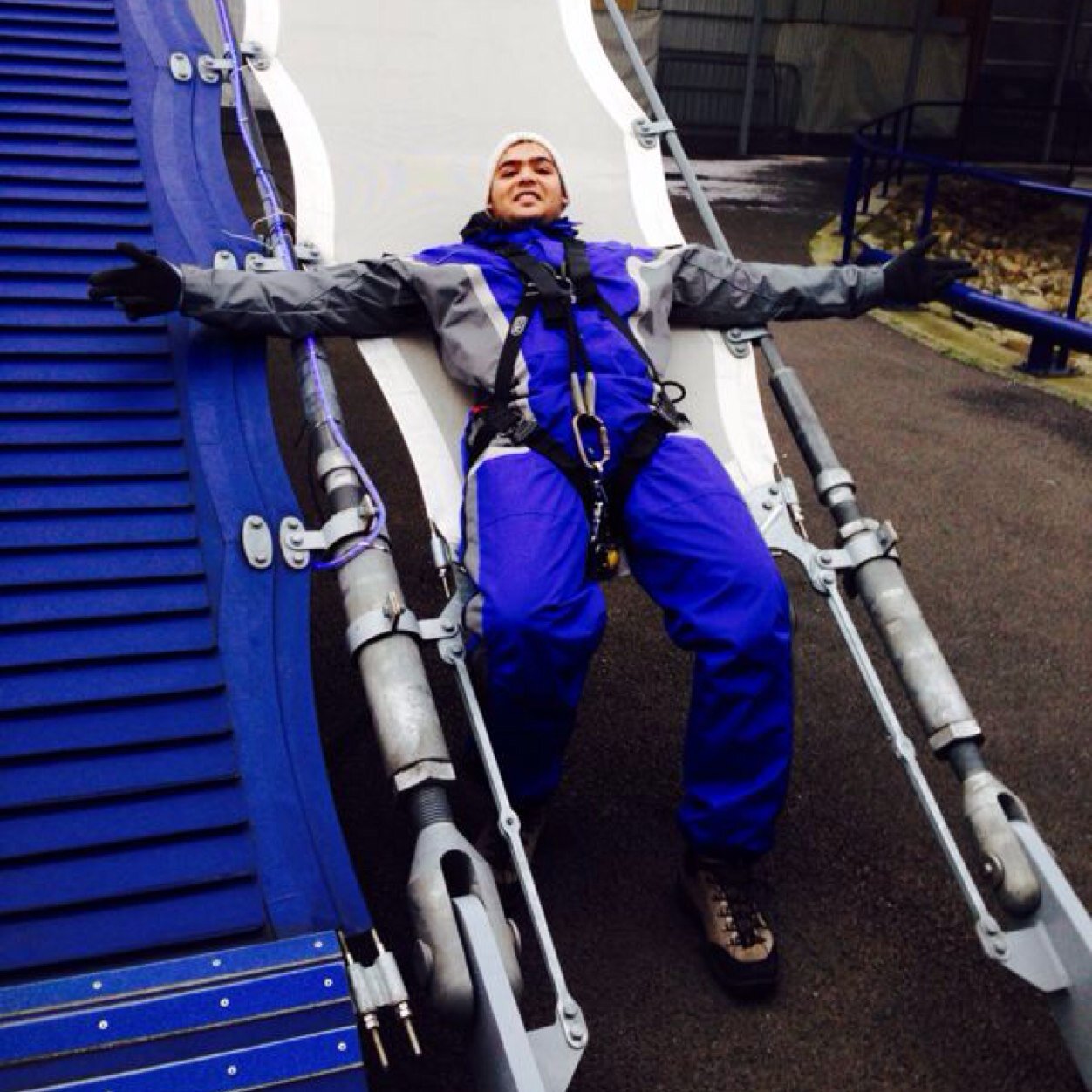 badin261's profile picture. 