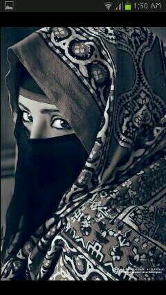 ﺃﺑﻜﻴﻚ ﻳﺂ ﻭﻃﻨﻲ... ﺃﻡ ﺃﻧﺖ ﺗﺒﻜﻴﻨﻲ ؟!
ﺍﻟﺠﺮﺡ ﻓﻴﻚ.... ﻭﻟﻜﻦ ﻧﺰﻓﻪ ﻓﻴﻨﻲ،،

ﺍﻟﻠﻬﻢ ﺇﻧﻲ ﺍﺳﺘﻮﺩﻋﻚ ﻭﻃﻨﻲ!
ﻓﻶ ﺗﺮﻳﻨﻲ ﺑﻪ ﺑﺄﺳﺎً ﻳﺒﻜﻴﻨﻲ (عذرا الخاص للبنات فقط...)