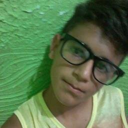 Antes de você falar, ouça. Antes de agir, pense. Antes de criticar, conheça. E antes de desistir, tente.