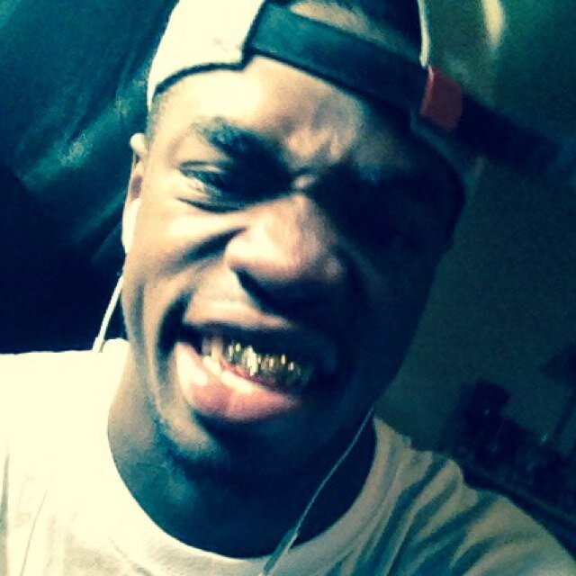ian wit da introduction im jus a young nigga getting it real ppl follow me i will not misguide u!