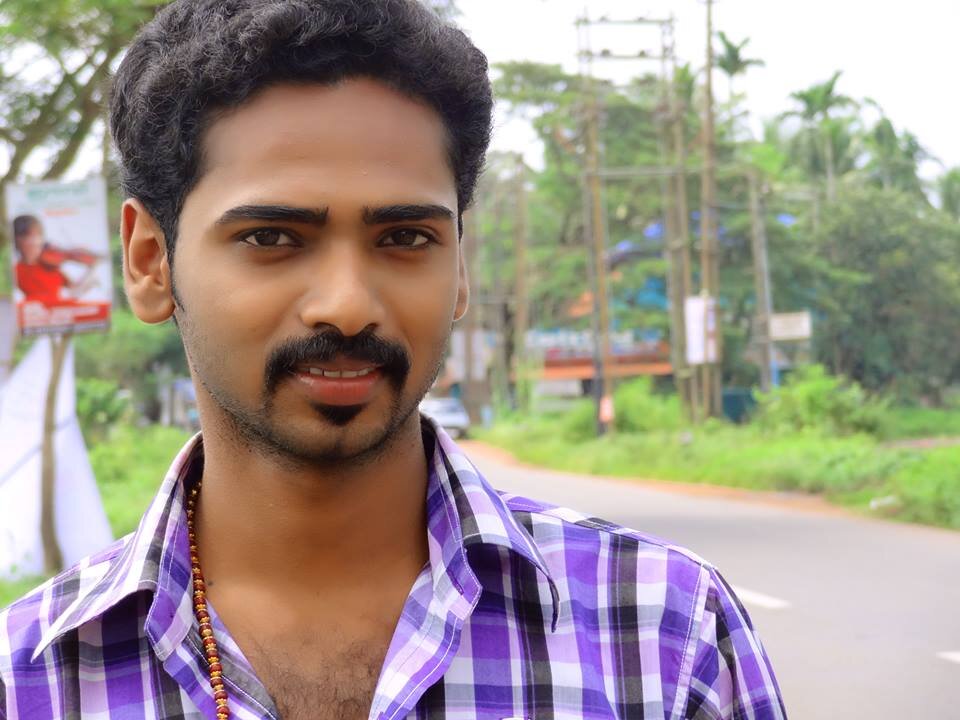 unknownartst's profile picture. student. http://t.co/rP7zxXUVZE. 1st year