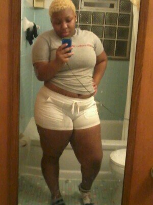 hubbardlleona43's profile picture. bi sexual goofy ... layed bck .... n a freak till the day i die ..lhh .. #leonation