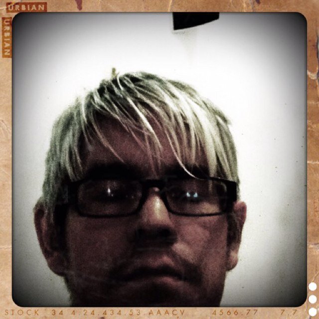 IllFittingSuits's profile picture. The Mouth of The TR Agency