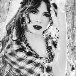 Agradecida,gracias por tannnto amor!  #tinistas Actualmente#violetta2!!:) pagina oficial http://t.co/9vh5LA77qw