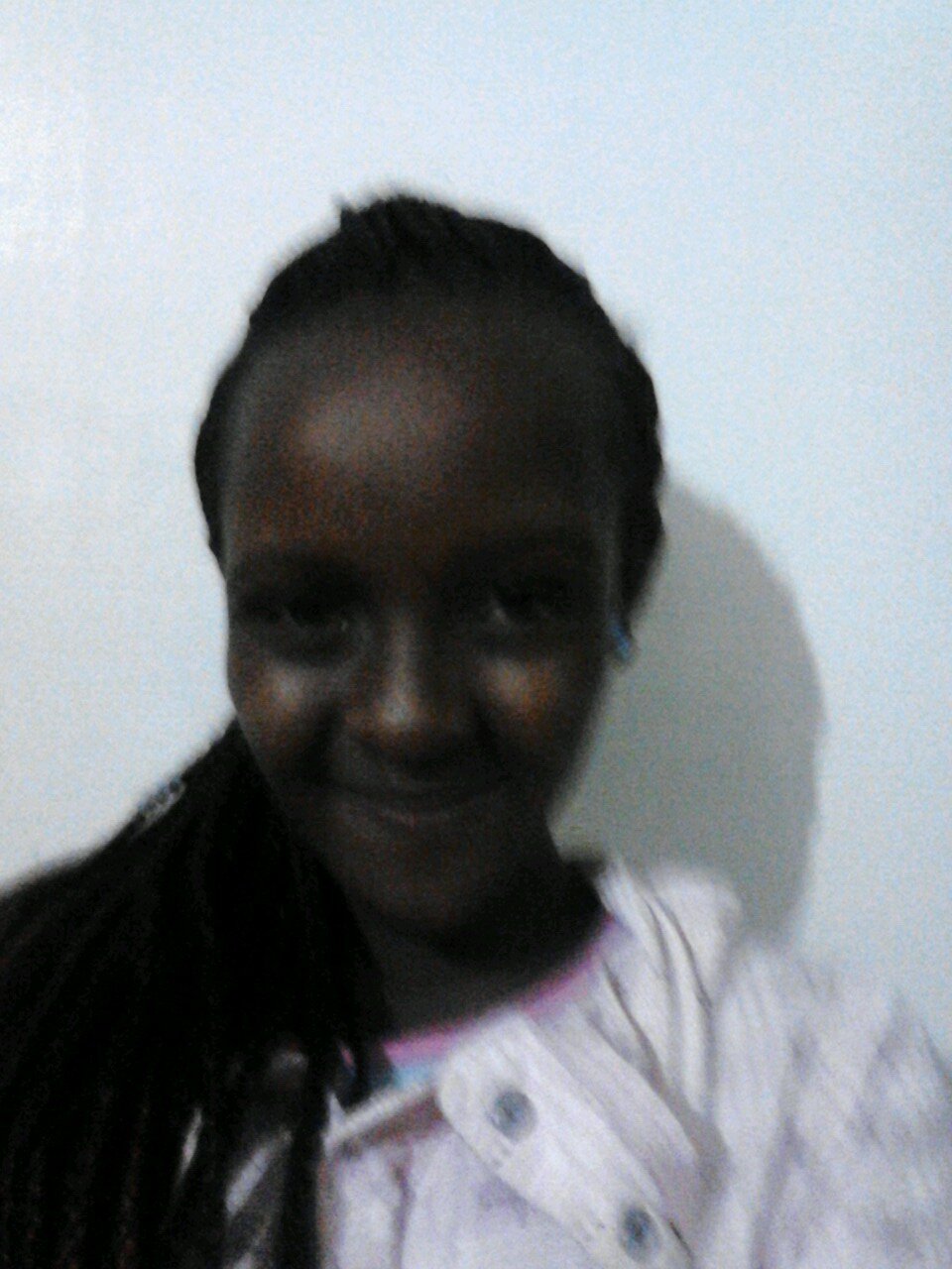 im maria and i love singing and partying and Having fan my role model is ariana grande and i follow back ily to all followers