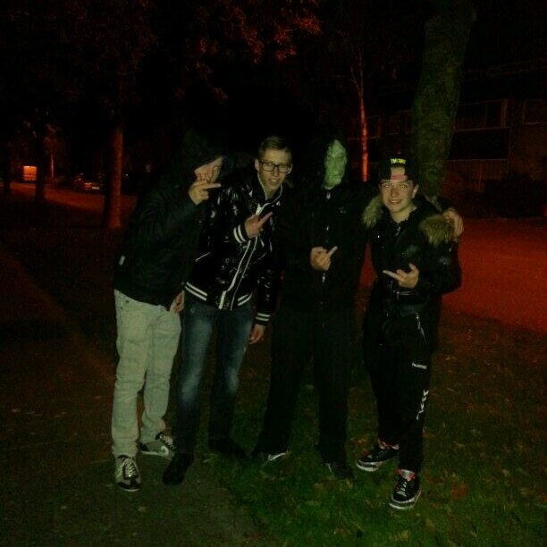 YMCMB/sprang–capelle/0416/15jaar/#yolo/SODMG/overlaat/