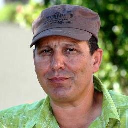 j'aime prendre des vacances pour voyager aller à la rencontre de nouvelles choses, cultures, faire de nouvelles expériences il y a tellement de choses à voir,