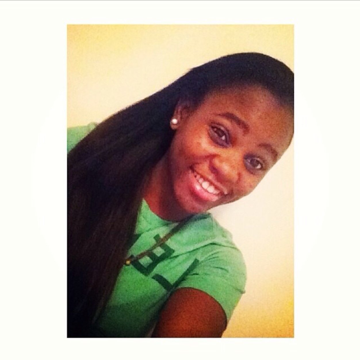 _xlenaaa_'s profile picture. Lena  18 Years Wise  College Girl  Singer  .