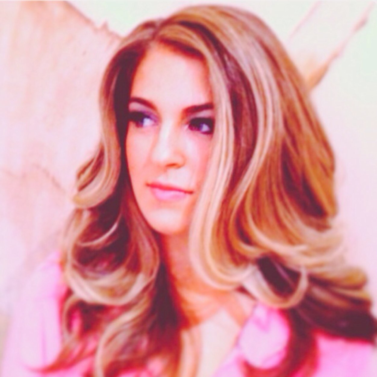 averagejordyn's profile picture. New to the blogging world. Inspired writer and author. This is just the begining so bare with me. xoxo