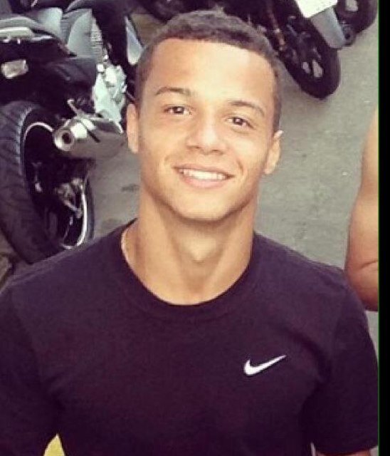 Jogador Do Santos Futebol Clube .. #DEUSÉFIEL #FamiliaAmorEterno Te Amo amor :D