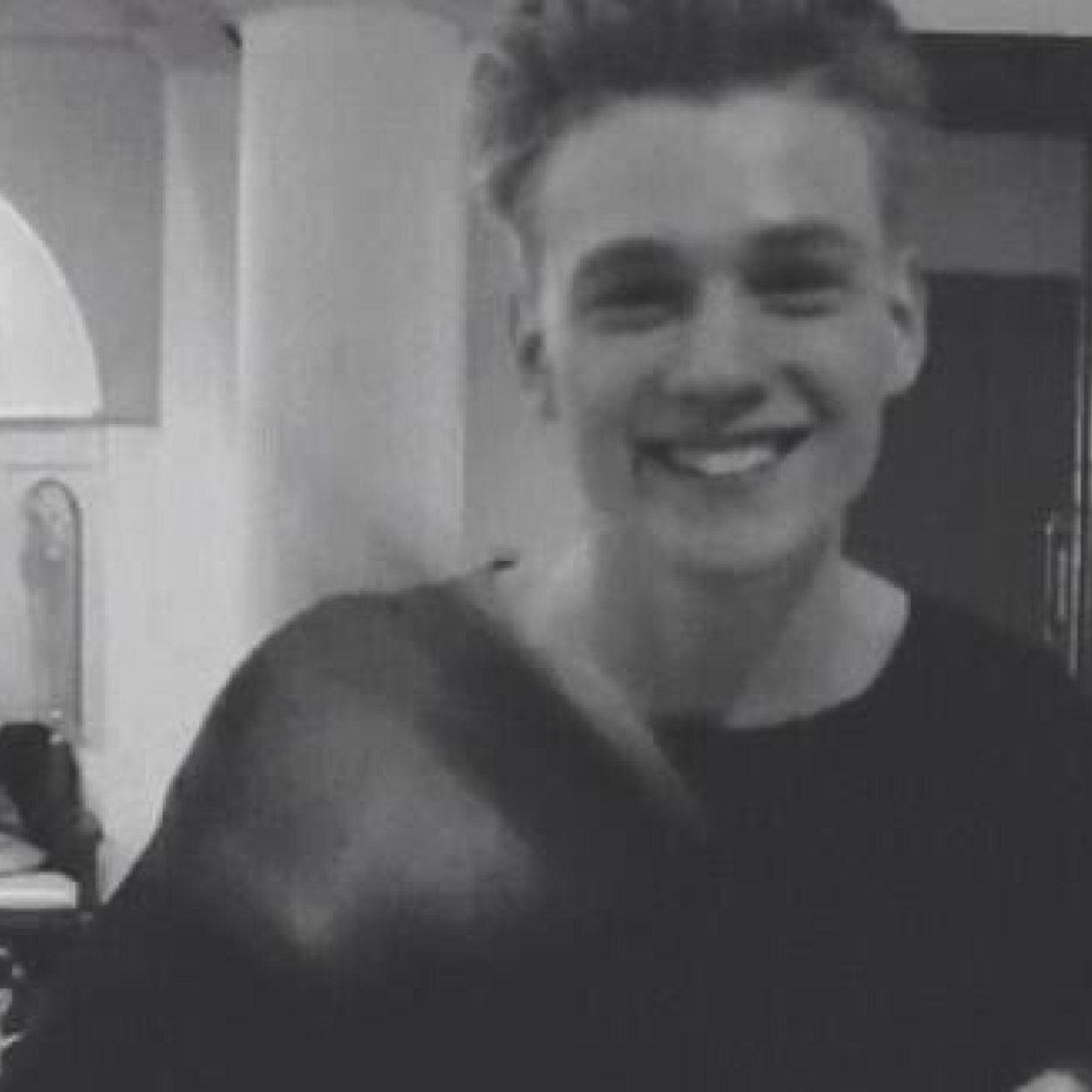 i want the vamps in my bed