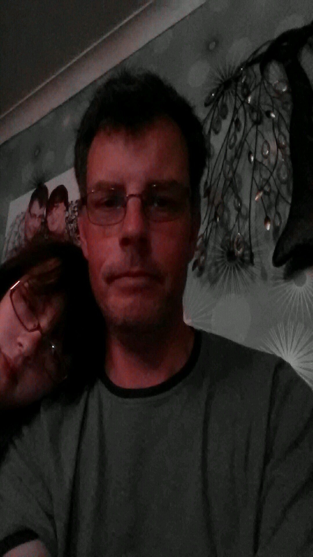 Nice guy and author, internet marketer, network marketer and family guy (but not THAT family guy)