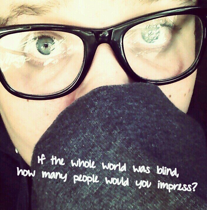 16 | Major Depression Disorder | social anxiety | anxiety | suicide attempts: 1| self harmer | i hate the world we live in | kik: ayeim_maggie |