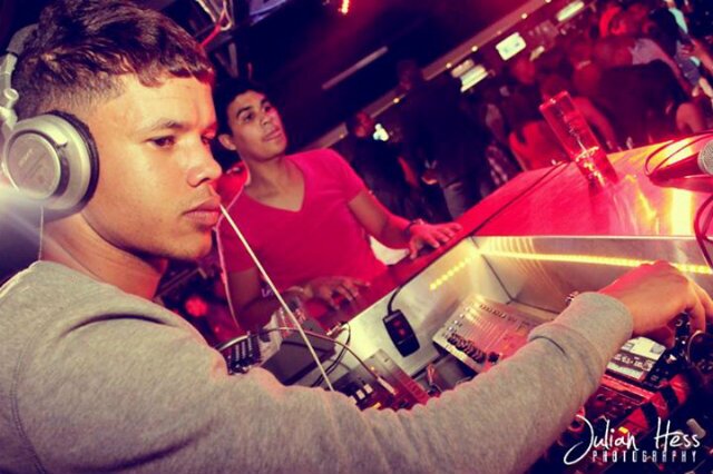 Trap _ EDM _ Bass Dj & Producer
Bookings: damonsleighton91@gmail.com | BBM - 265A20B1