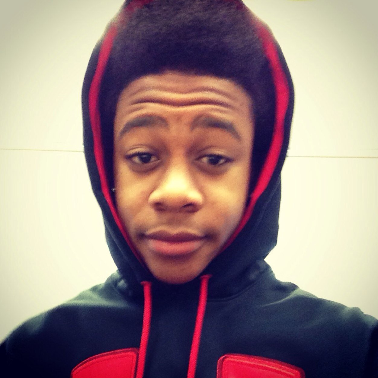 kik: TreyCan69, IG: trapcan69