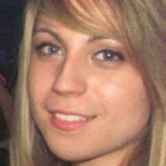 Jeune femme particulièrement douée pour les choses compliquées mais pas pour conduire une voiture. Sinon, je pars du principe qu'on surmonte tout ! #Formidable