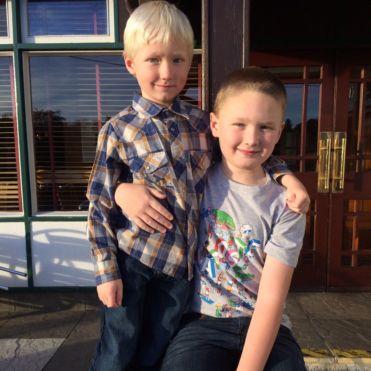 Male, Aberdeen,Scotland, IT Manager, Father of 2 amazin boys :) - loving music, mtb, golf, footy and all things tech ;)