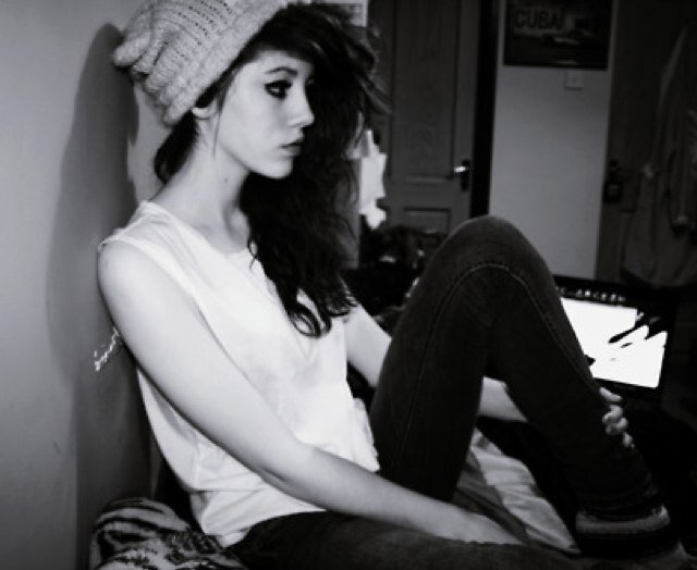 Lifes a bitch, learn to deal with it 
{Part of fem!One Direction RP}