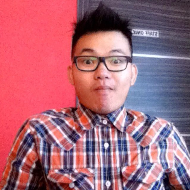 I'm Christian's & the blues , IG : christianwibowosie line : christianwibowosie
