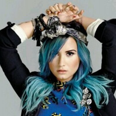 Profile Picture of Neon Lights (@jacqui_Mclean16) on Twitter