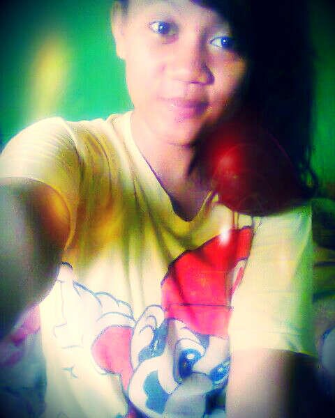 Allah ~ my parents ~ my friends ~ and my lovely @rudichaplin ~ I LOVE MY LIVE
