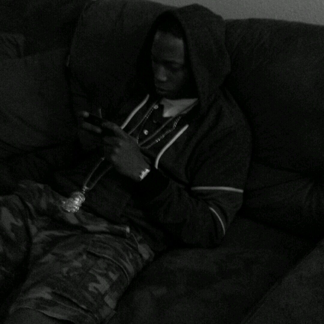 jswin1's profile picture. bar for bar I gotta, be the best out girls introduce themselves with they chest out hit up jswin1236@gmail.com for buisness #NYG