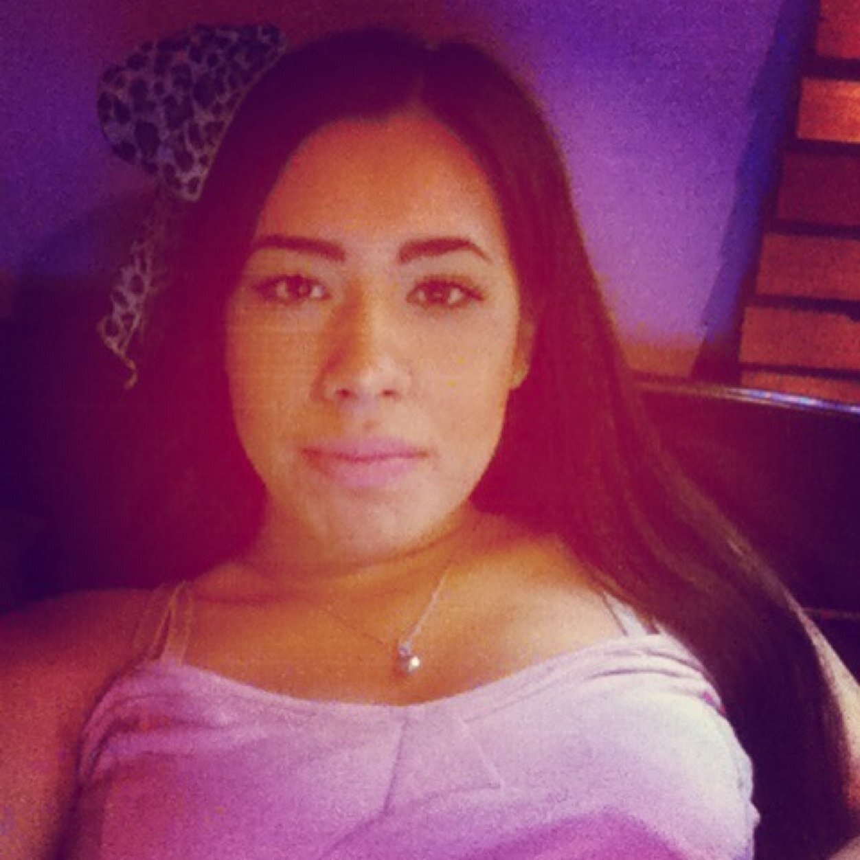 estefanipaulina's profile picture. Disfruto la luna sin importar si está llena o no.