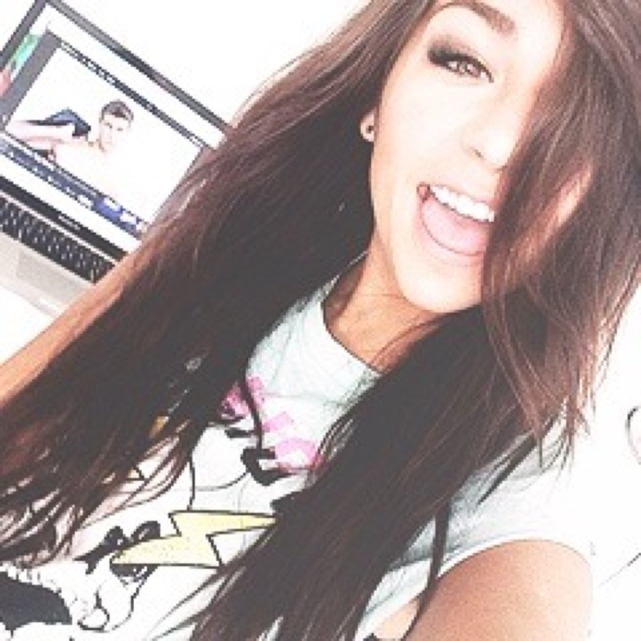 You think I'm cute? Aw, well shucks.