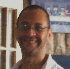 Just me ....Author, Artist, Bookkeeper, Creative .....loving Mr. Pikes
,Living Life in Cape Town is Awesome, I love life 🎨