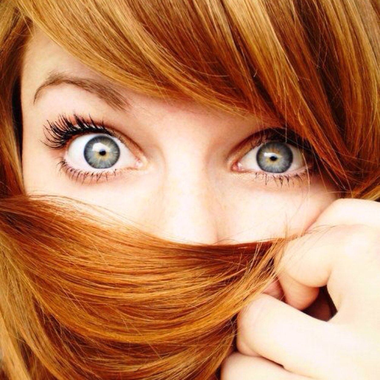 Just your average 20 years young girl, a consistent failure without my Savior, Lord Jesus. Oh, and I'm a natural redhead too. (: (Pandas are da best!)