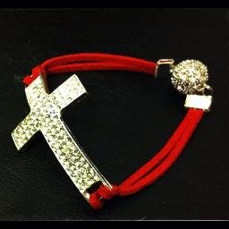 Rustic Glitter is handmade jewelry made by Megan Thompson. Pieces are one of a kind & my jewelry is edgy with a sweet side a lot like a Southern Girl.
