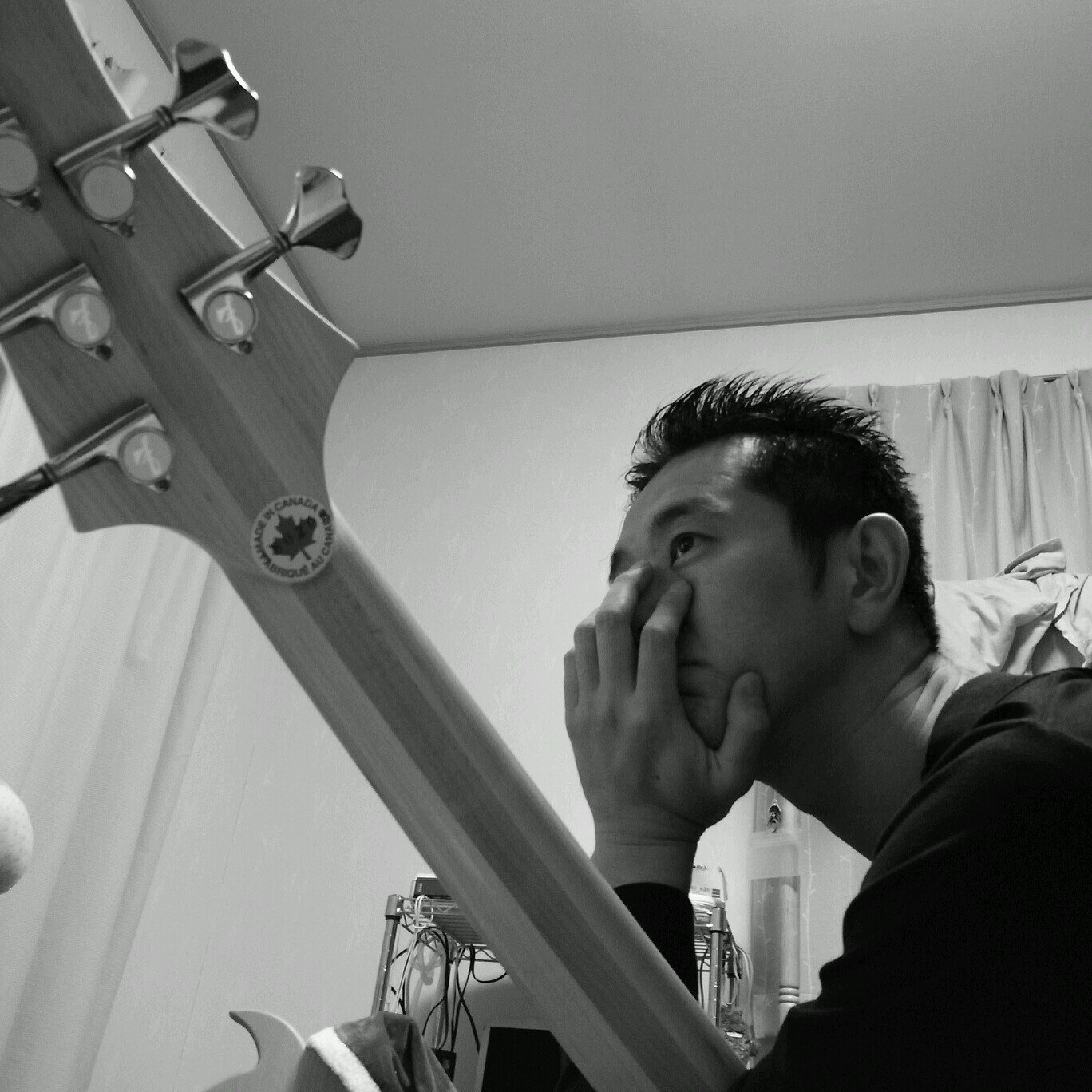 Bass Player Bassist ベース弾き。
ウクレレ、トロンボーン。
サポート、レコーディング、パーティー演奏、レッスン承ります。

https://t.co/hFawbJvGZm…  

https://t.co/bcfU03XkA6…