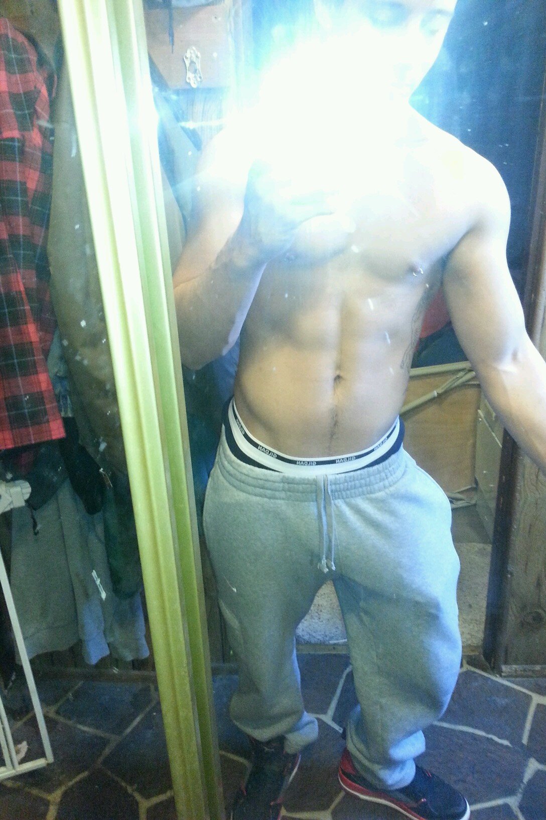 jmurphy1320's profile picture. 