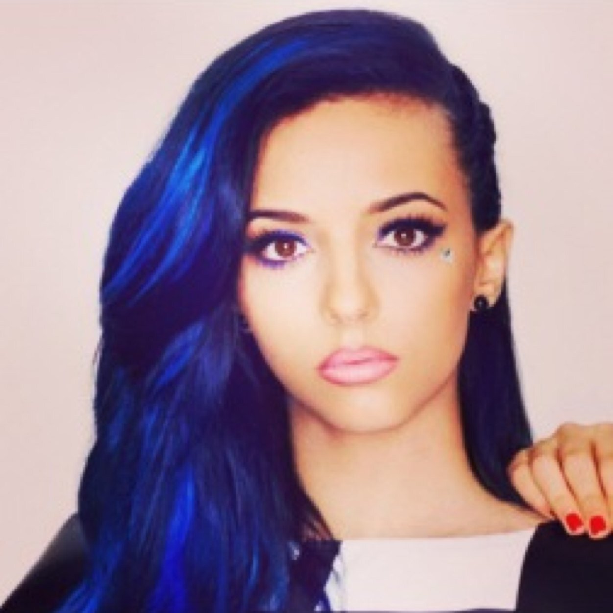 JadeyFromFresh's profile picture. Hellorh I'm ItsMeJadeThirlwall From Fresh Hotel ♡