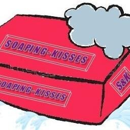 Trabajamos en una miniempresa que ofrece una linea de produccion de jabones y balsamos labiales. // soapingkisses@gmail.com Junior Archievement