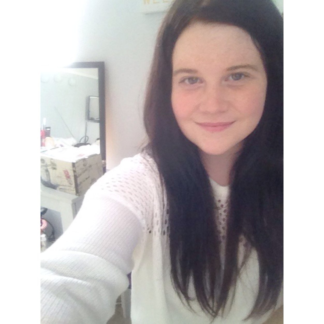 FREE FOLLOW FROM @SNUGLYLOUIS I LOVE YOU