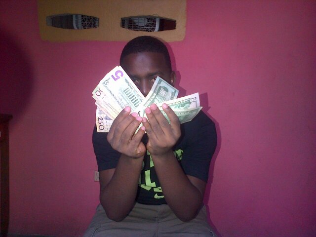 vertilpoochon's profile picture. 