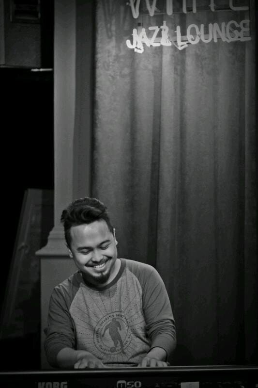 director of @SundayPeopleOFC