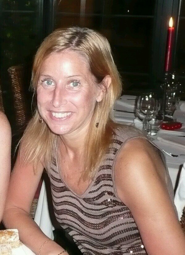 Happy snapping, travelling & generally exploring & capturing surroundings.. instagram @gillcurtin