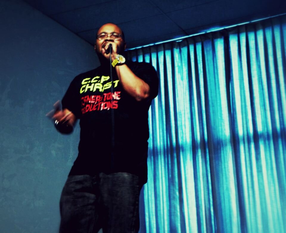 Mr. DK is not new to the gospel rap scene. He entered the stage with his ground-breaking freshman album “The Crossroads.” Now get ready for the new cd imfree