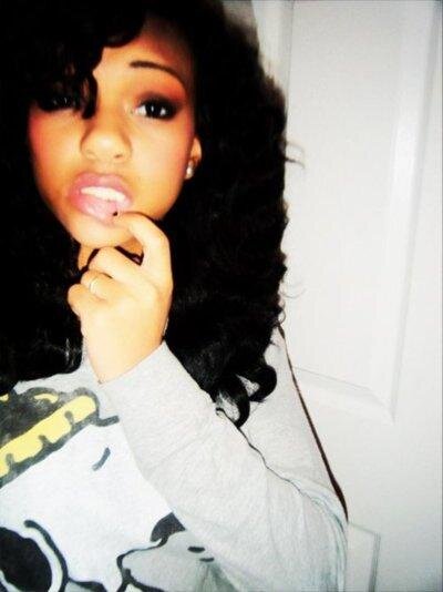 GuillemetteVara's profile picture. When I was 5, sticking my tongue out was like giving someone the middle finger.