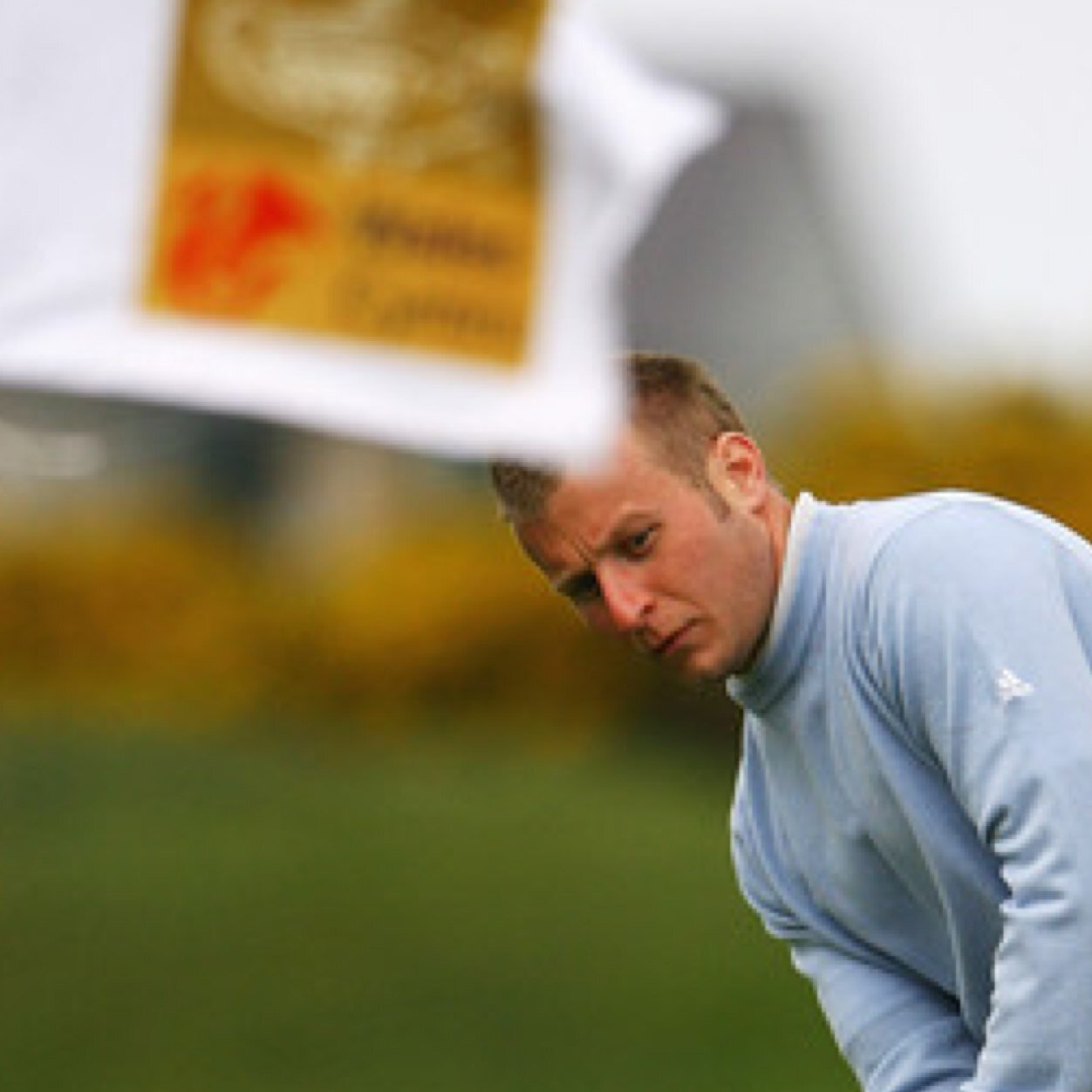Ex Professional golfer now working for the NHS.