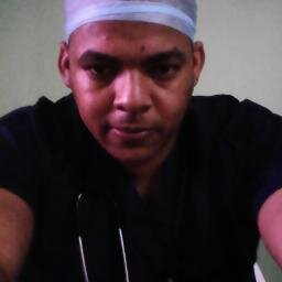Doctor en Medicina, Ginecologo Obstetra.