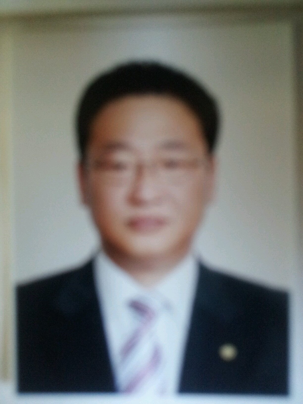 부정을 용인하면 안됩니다부정이아닌 민주와정의가 당연한 세상을 만들어야합니다국민들의 단결된힘이필요합니다