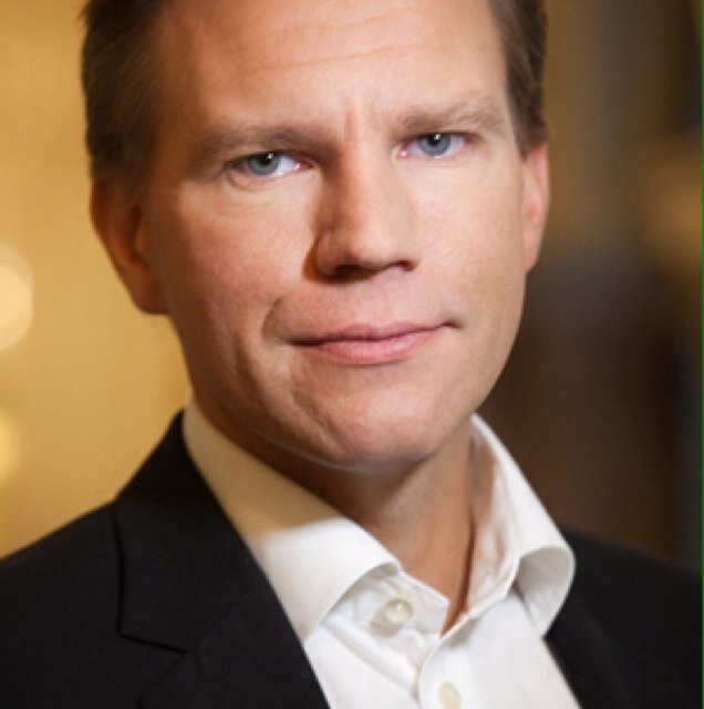 Chefsekonom på SEB. Läser, skriver och diskuterar mer än gärna om allt som har med svensk och internationell ekonomi och politik att göra.