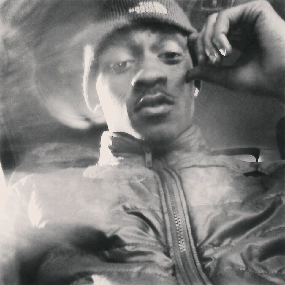 MG . E Dubb 100