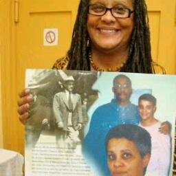 JBetteG's profile picture. Proud mother of 6 and grandmother of 18. A retired trade union and community human rughts activist and educator opening a new life chapter in 2015!